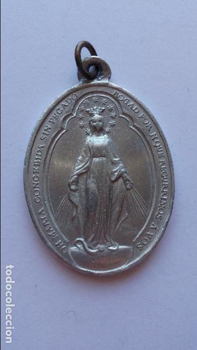 Antig&uuml;edades: Medalla de virgen inmaculada concepcion de 4,3 x 3 cms - Foto 1