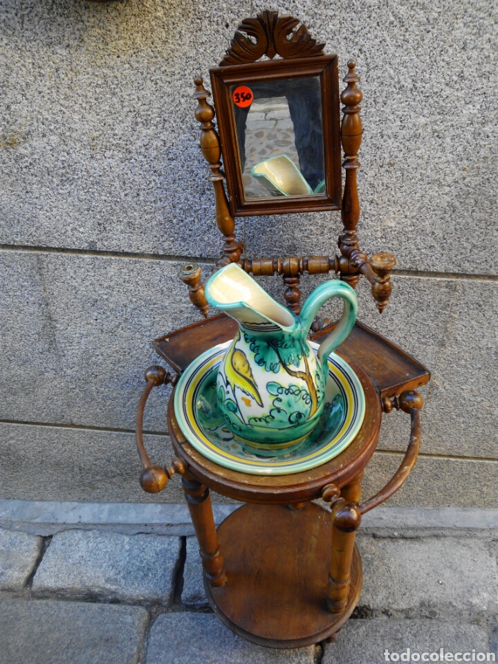 Antig&uuml;edades: Palanganero de madera