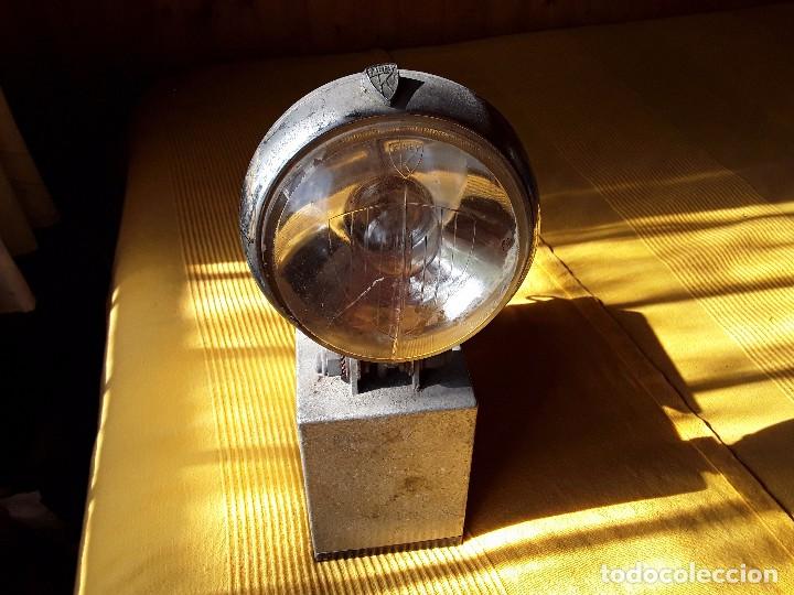 Antig&uuml;edades: LINTERNA ANTIGUA CEGASA - Foto 1