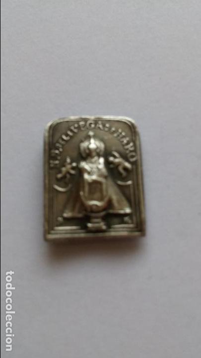 Antiguidades: Virgen de la vega de haro de 1,7 x 1,4 cms para poner en algun sitio o para coleccionar