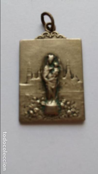 Antig&uuml;edades: Medalla de virgen del pilar de 3 x 1,9 cms - Foto 1