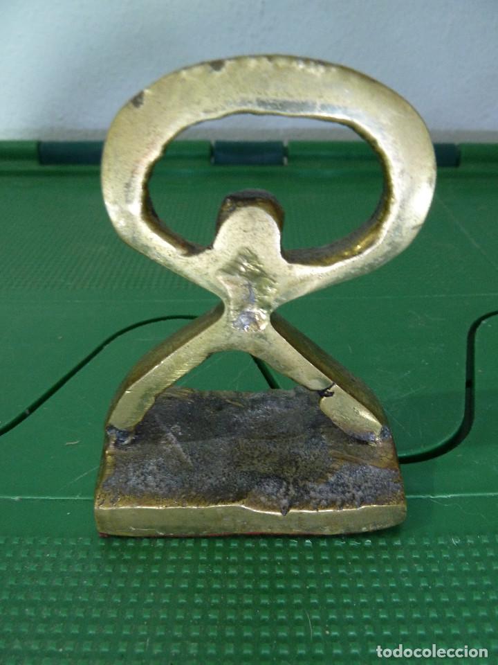 Antig&uuml;edades: FIGURA INDALO DE BRONCE - Foto 1
