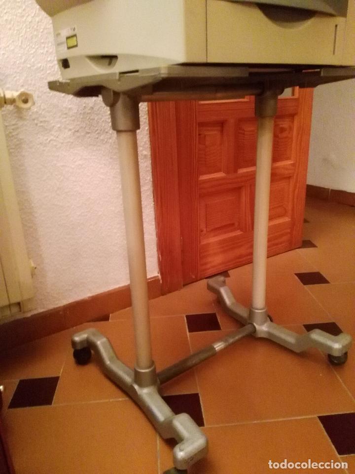 mesa ordenador metalica c/ruedas - Compra venta en todocoleccion