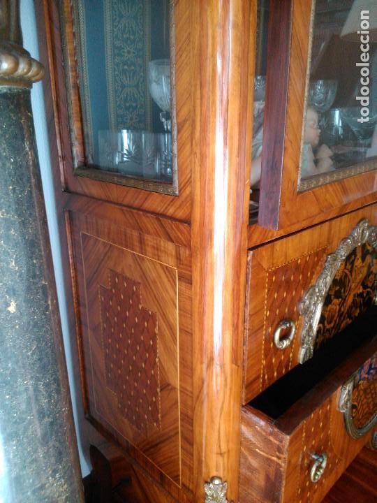 Antig&uuml;edades: Vitrina - Foto 4