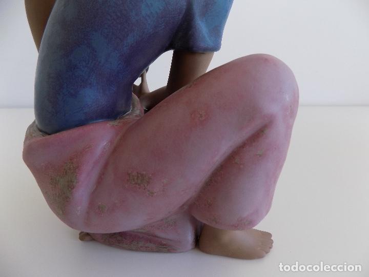 Antig&uuml;edades: LLADRO: JOVEN CANTANERA. ( NUEVA, CON CAJA ORIGINAL) - Foto 11