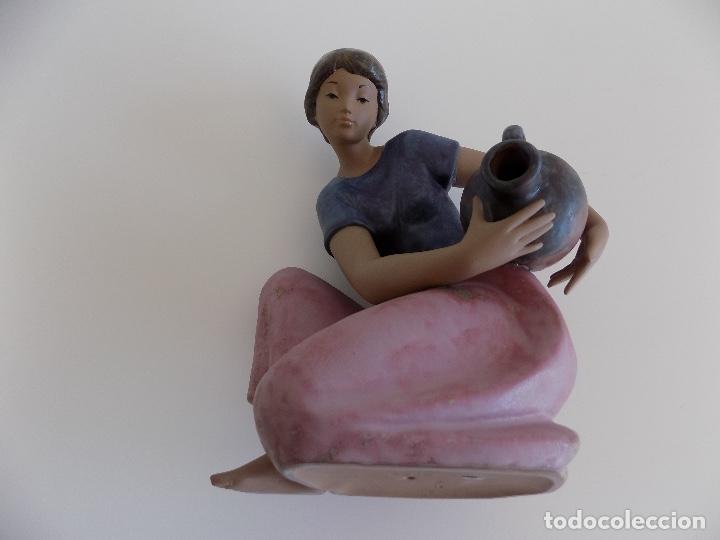 Antig&uuml;edades: LLADRO: JOVEN CANTANERA. ( NUEVA, CON CAJA ORIGINAL) - Foto 14