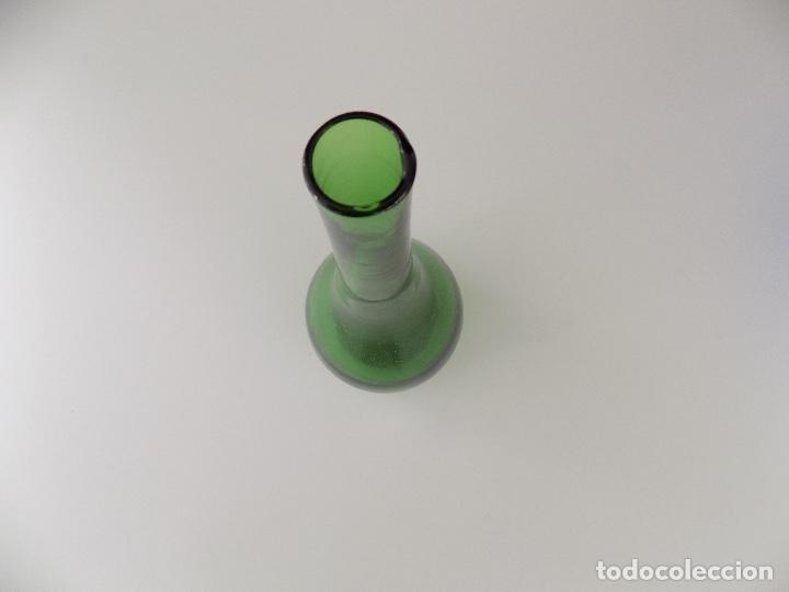 Antig&uuml;edades: Botella Cristal Verde (NUEVA) - Foto 3