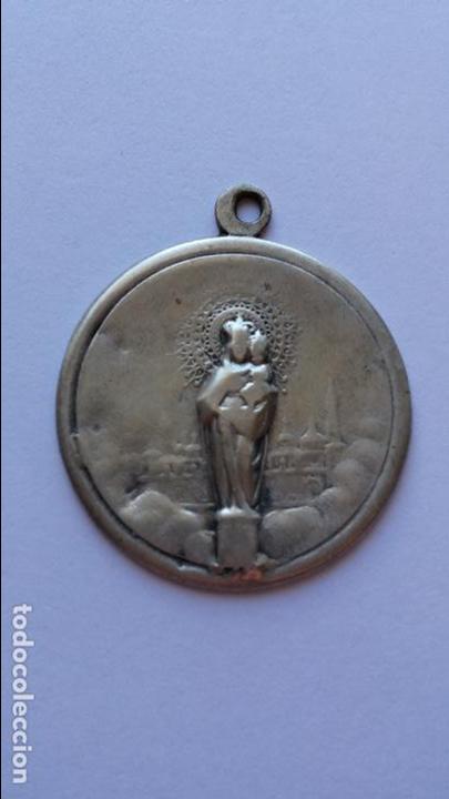 Antig&uuml;edades: Medalla de la virgen del pilar de 2,8 cms de diametro - Foto 1