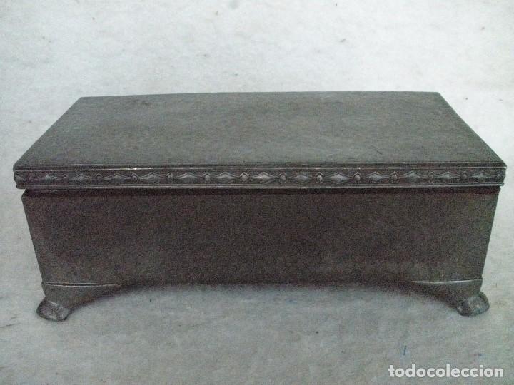 Antig&uuml;edades: Antigua tabaquera - Foto 3