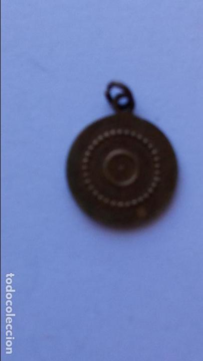 Antig&uuml;edades: Medalla de virgen inmaculada de 1,2 cms de diametro - Foto 2