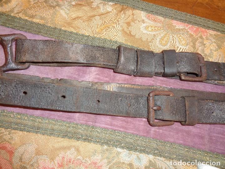 Antig&uuml;edades: ESTRIBOS EN FORJA DE CABALLO - Foto 3