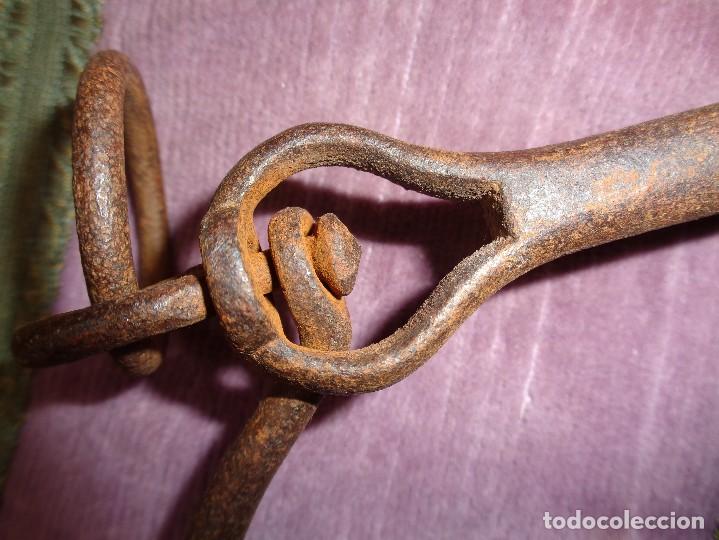 Antig&uuml;edades: BOCADO PARA CABALLO EN FORJA - Foto 3