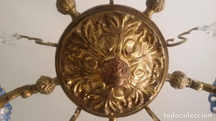 Antig&uuml;edades: L&aacute;mpara de porcelana y bronce - Foto 2