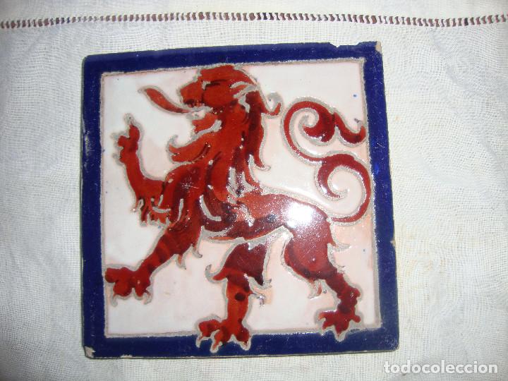 Antig&uuml;edades: Azulejo heraldico Ramos rejano - Foto 1