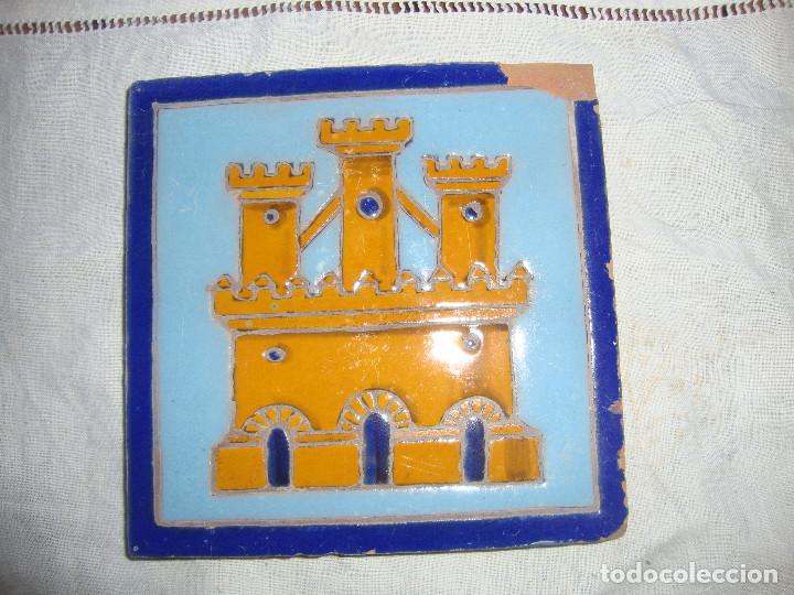 Antig&uuml;edades: Azulejo heraldico Ramos rejano - Foto 1