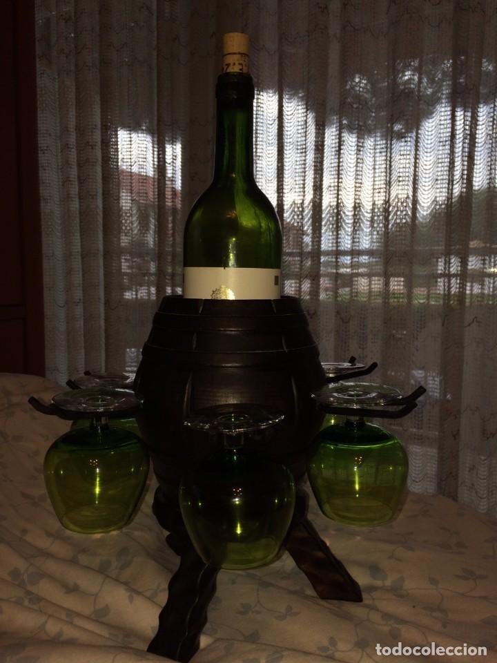 Antig&uuml;edades: BOTELLERO ANTIGUO MADERA - Foto 1