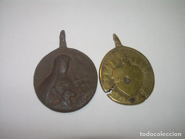 Antig&uuml;edades: DOS ANTIGUAS MEDALLAS EN BRONCE. - Foto 2