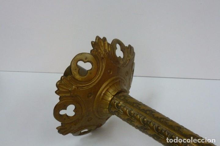 Antig&uuml;edades: CANDELERO DE METAL - Foto 5