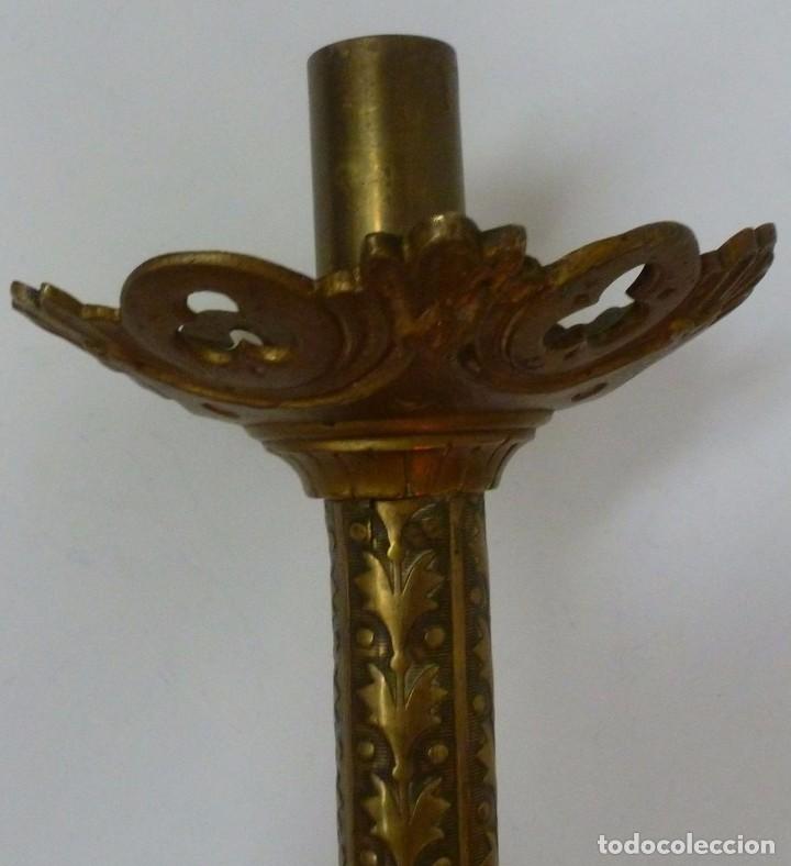 Antig&uuml;edades: CANDELERO DE METAL - Foto 7