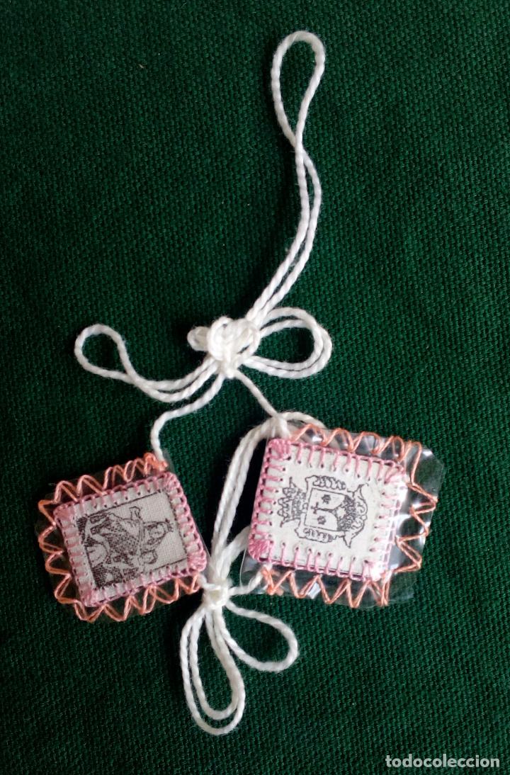 Antig&uuml;edades: ESCAPULARIO VIRGEN CON NI&Ntilde;O Y ESCUDO. - Foto 1