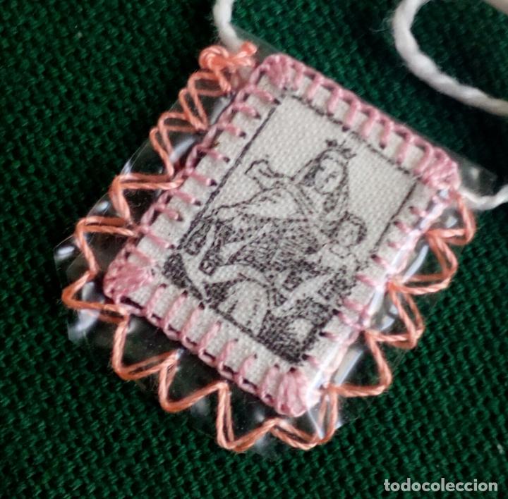 Antig&uuml;edades: ESCAPULARIO VIRGEN CON NI&Ntilde;O Y ESCUDO. - Foto 2