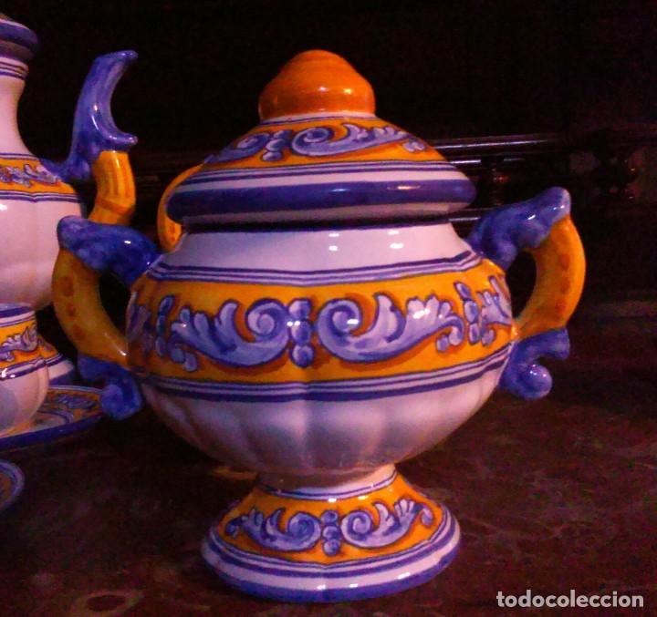 Antig&uuml;edades: Juego de cafe Talavera - Foto 6