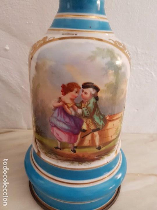 Antig&uuml;edades: QUINQU&Eacute; DE PORCELANA CON GUARNICI&Oacute;N - Foto 1