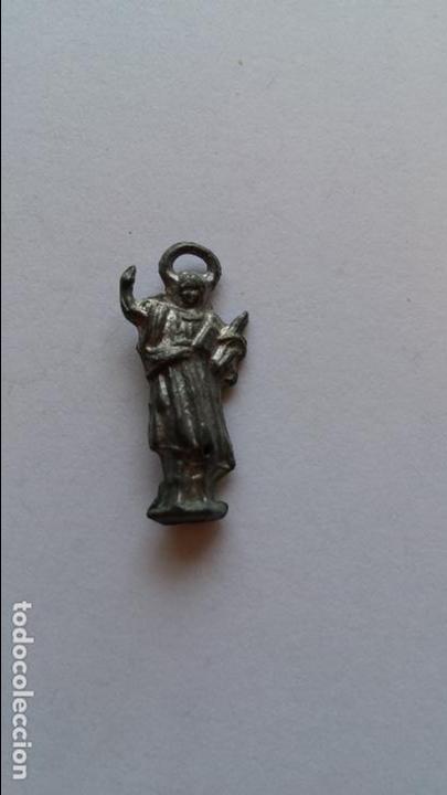 Antig&uuml;edades: Figura de santo sin catalogar de 2,3 x 1,1 cms - Foto 1
