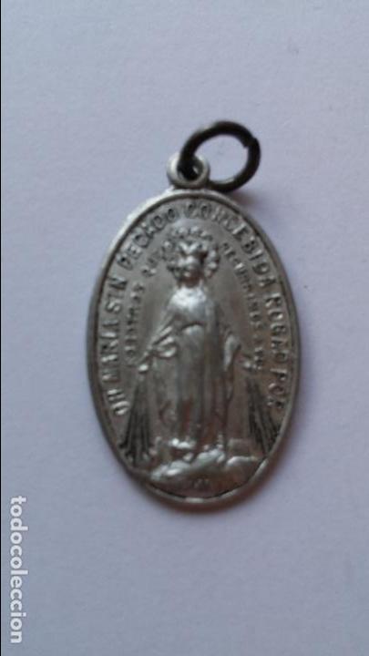 Antig&uuml;edades: Medalla de virgen inmaculada de 2,9 x 1,7 cms - Foto 1