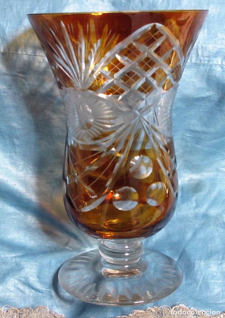 Antig&uuml;edades: JARRON DE CRISTAL TALLADO BICOLOR - Foto 2