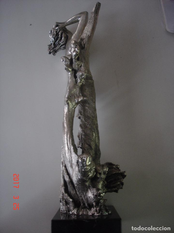 Antig&uuml;edades: FIGURA DE MUJER CON BA&Ntilde;O DE PLATA - Foto 5