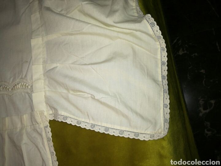 Antig&uuml;edades: Colcha de cuna color beige - Foto 3