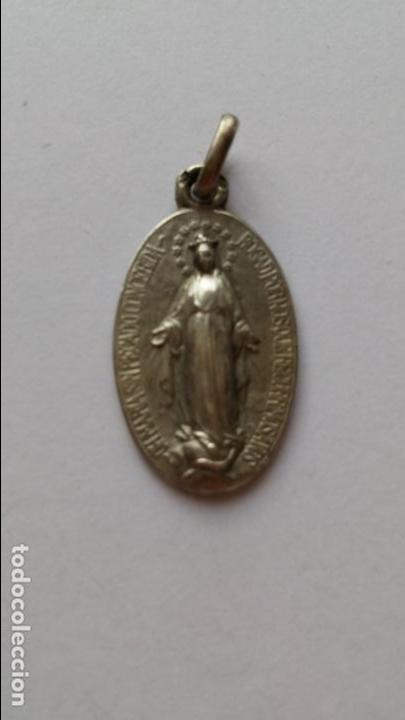 Antig&uuml;edades: medalla de virgen inmaculada de 2,5 x 1,4 cms - Foto 1
