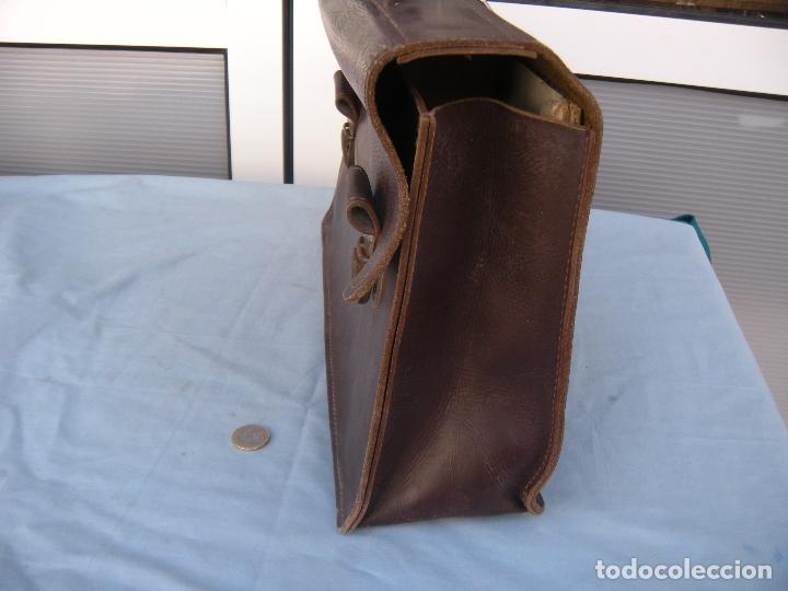 Antig&uuml;edades: CARTERA DE CUERO - Foto 3