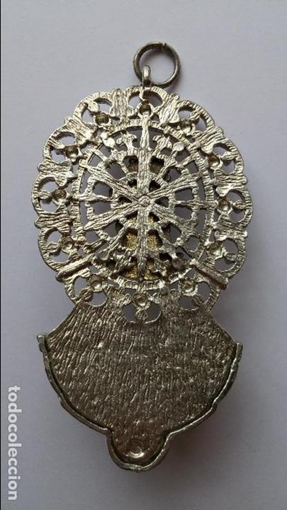 Antig&uuml;edades: Benditera de la virgen de llug ,mallorca de 10,5 x 6 cms - Foto 2