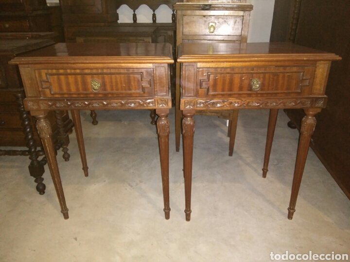 Antig&uuml;edades: Pareja de mesillas - Foto 1