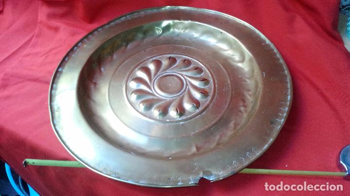 Antig&uuml;edades: Plato petitorio antiguo - Foto 1