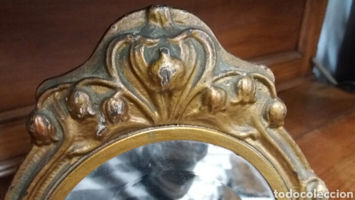 Antig&uuml;edades: Espejito de tocador modernista con cristal biselado - Foto 4