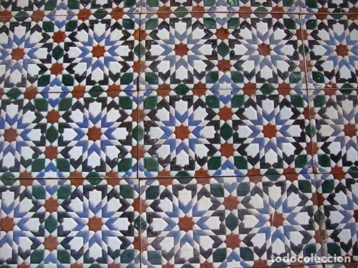 Antig&uuml;edades: Composicion de azulejos Ramos rejano - Foto 2