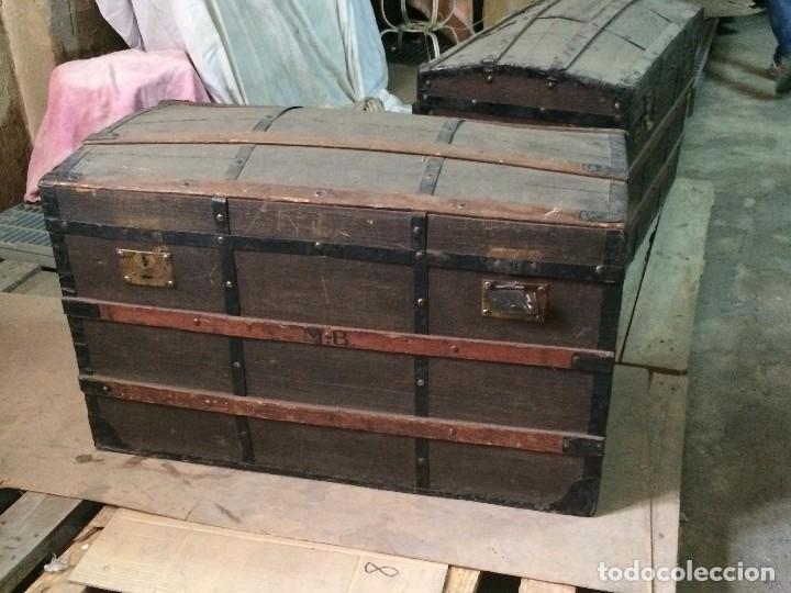 Antig&uuml;edades: ANTIGUO BA&Uacute;L DE MADERA - Foto 1