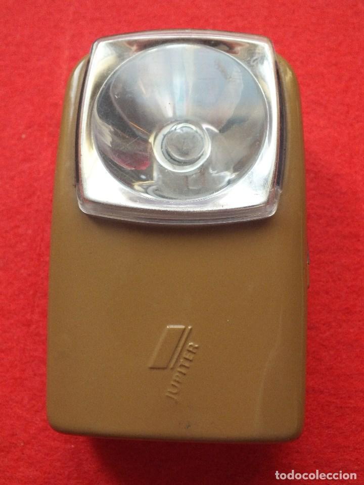Antiques: ANTIGUA LINTERNA PETACA JUPITER FUNCIONA MODELO ANTIGUO MADE IN ESPA&Ntilde;A CON BOMBILLA NO PILA A&Ntilde;OS 70