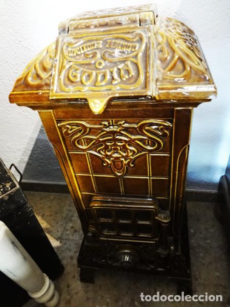 Antig&uuml;edades: Estufa Ancienne Maison Godin - Foto 2