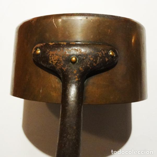 Antig&uuml;edades: Cazuela de cobre &Oslash;24 cm - Foto 3