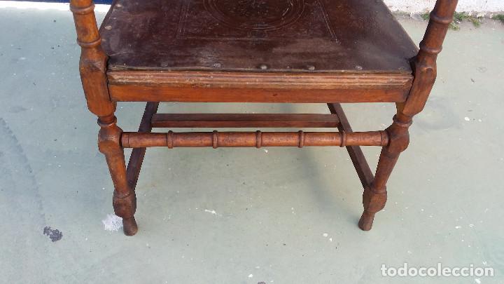 Antig&uuml;edades: sillon antiguo y madera a - Foto 4