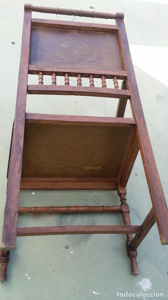 Antig&uuml;edades: sillon antiguo y madera a - Foto 5