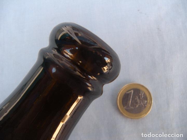 Antig&uuml;edades: ANTIGUA BOTELLA CUADRADA - Foto 4