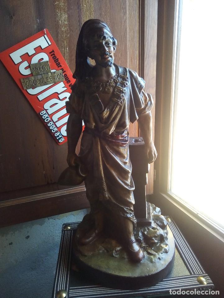 Antig&uuml;edades: FIGURA DE ESCAYOLA . - Foto 6