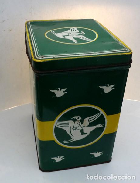 Antig&uuml;edades: Caja met&aacute;lica de Reutter - Foto 2