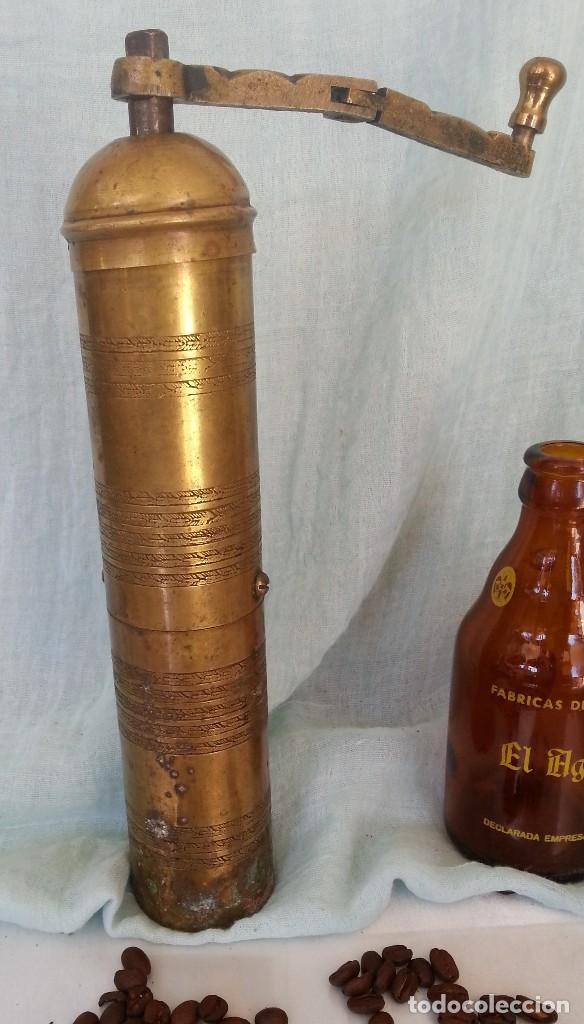 Antiquit&eacute;s: ANTIGUO MOLINILLO DE CAF&Eacute;. EN BRONCE. ORIGINAL FORMA ALARGADA OLD COFFEE GRINDER