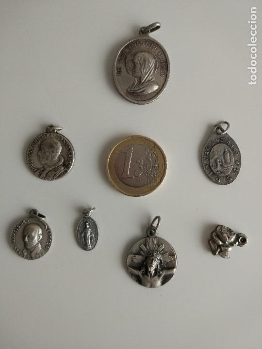 Antig&uuml;edades: Medallas plata A&ntilde;o Santo - Foto 2